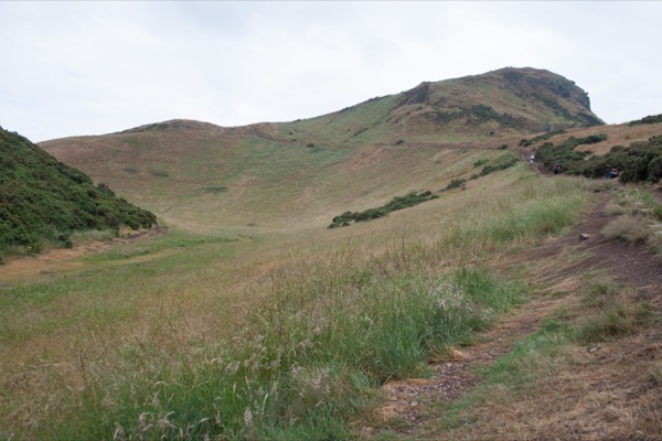 L'ascension vers le sommet d'Arthur's Seat.