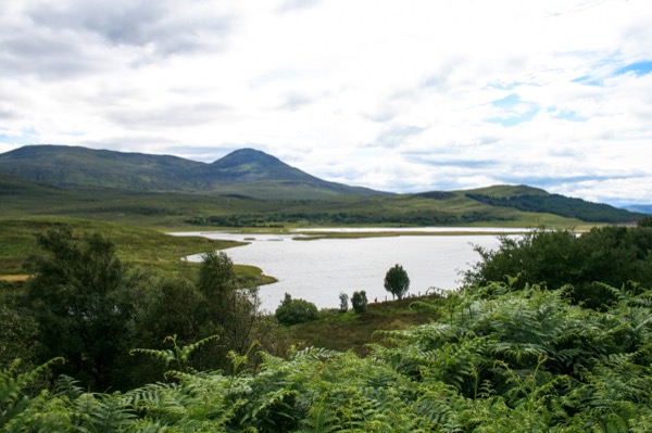 Un peu plus loin sur la route, le Loch a' Chuilinn.